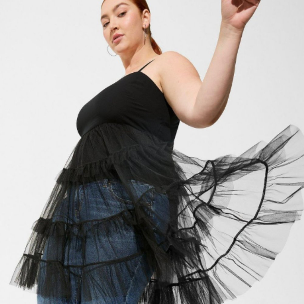 NWT Torrid Challis And Mesh Tiered Sleeveless Top